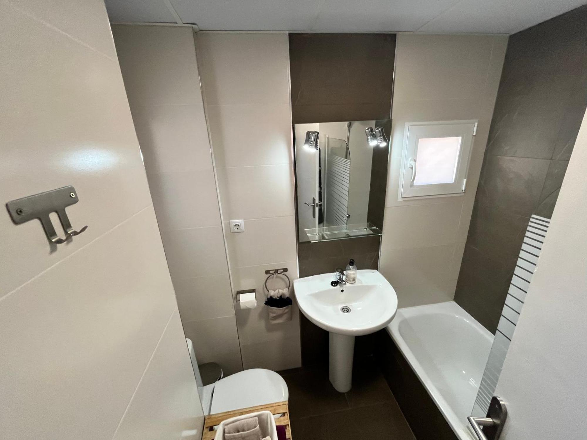 4 Bedrooms -Seneca Center Apartment Alicante Eksteriør billede
